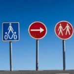 Comprendre les panneaux d’obligation routière pour une sécurité optimale